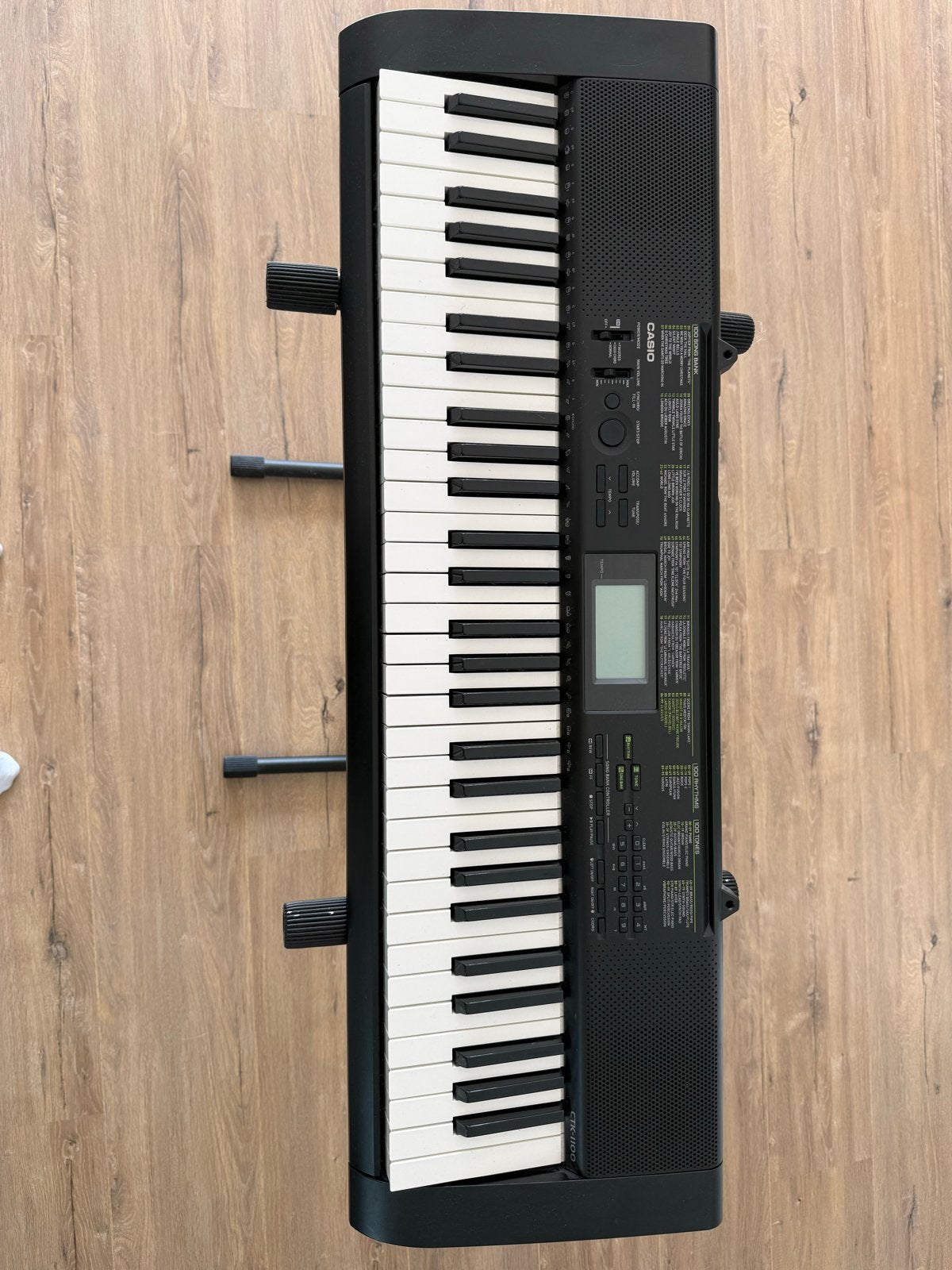 Casio CTK-1100 keyboard met standaard, Ophalen, Casio, Met standaard, 61 toetsen