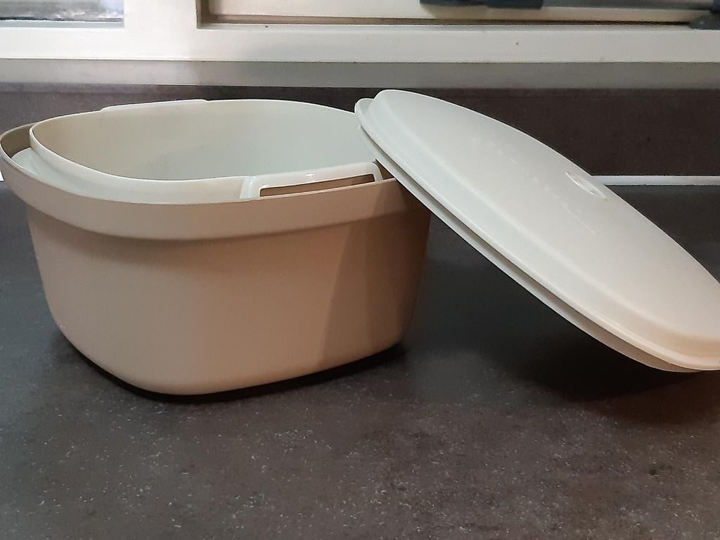 Tupperware serveerwonder / stoomwonder beige, Ophalen of Verzenden, Gebruikt, Schaal