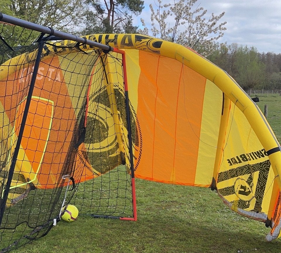 Cabrinha Switchblade 2016 Kites (9m² & 12m²) met optionele b, Ophalen of Verzenden, Zo goed als nieuw, 9 m², Kite