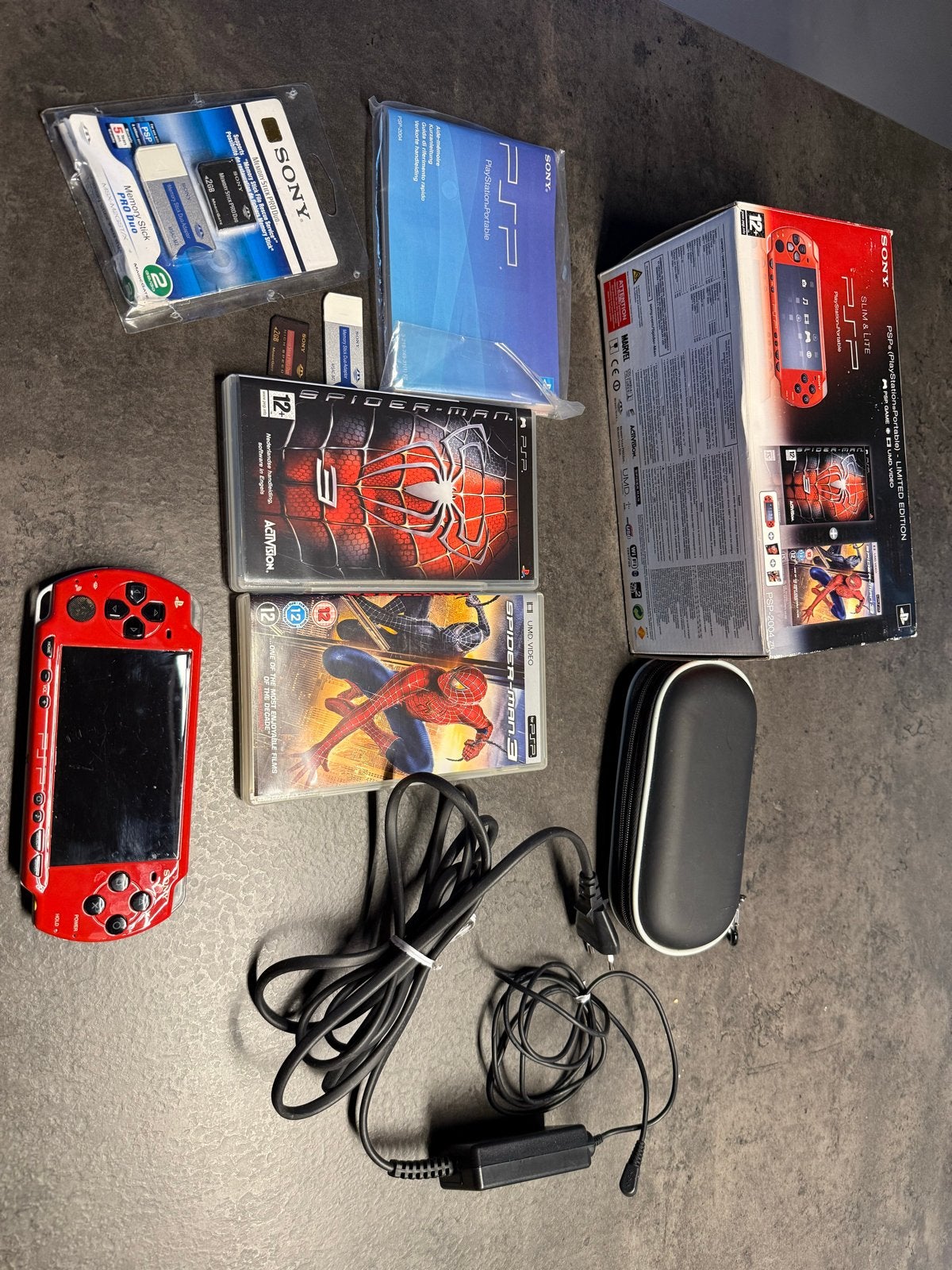 2x PSP Slim & Lite Limited Edition rood en PSP-1000 zwart, Ophalen, Overige modellen, Overige kleuren, Gebruikt