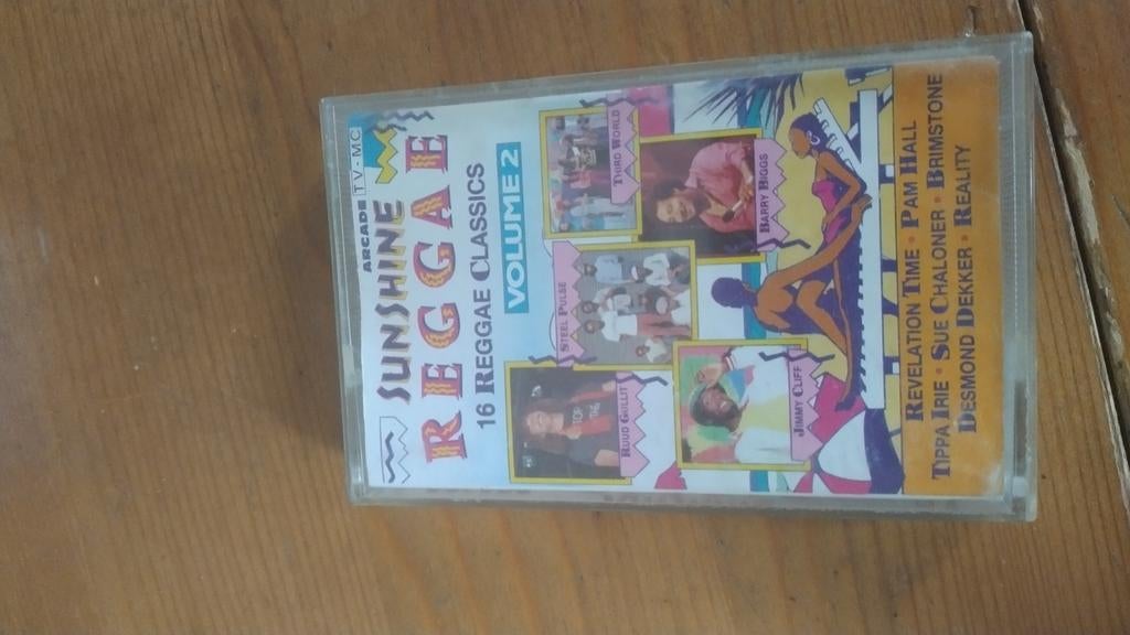 Cassettebandje sunshine reggae 16 liedjes, Cd's en Dvd's, Cassettebandjes, Ophalen, Gebruikt, Overige genres, 1 bandje