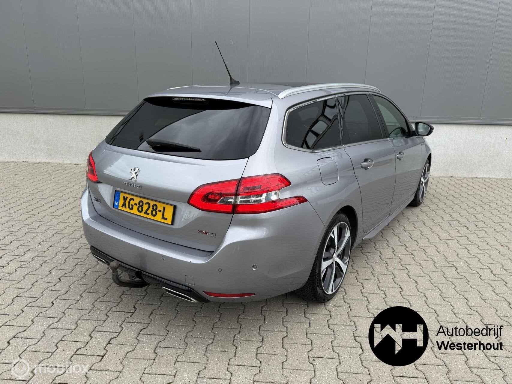 Foto 4 van Peugeot 308 SW 1.2 PureTech GT-line|AUTOMAAT|MASSAGESTO|PANO