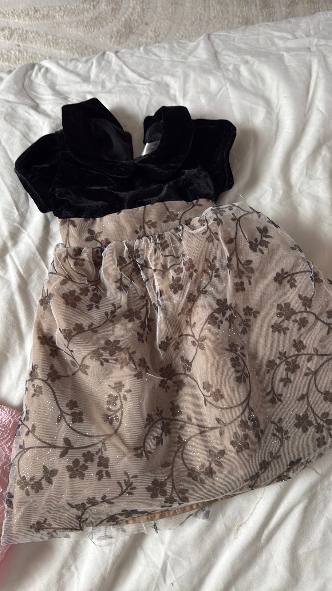 Meisjesjurk velvet zwart 1,5 tot 2 jaar., Ophalen, Zo goed als nieuw, Maat 34 (XS) of kleiner, Carnaval
