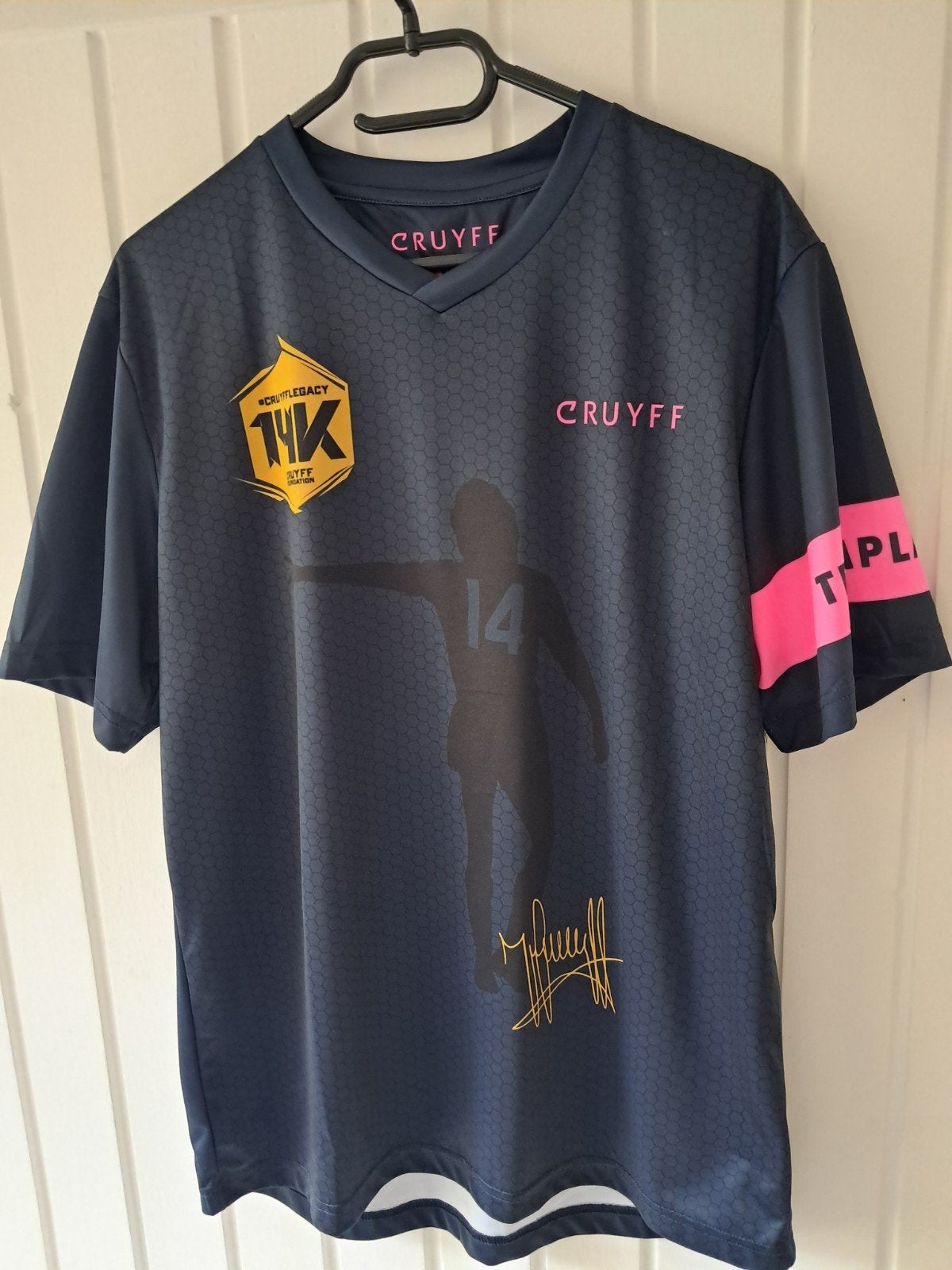 Cruyff Legacy 14K T-shirt - Zwart/Roze -, Ophalen of Verzenden, Zo goed als nieuw, Ajax, Shirt