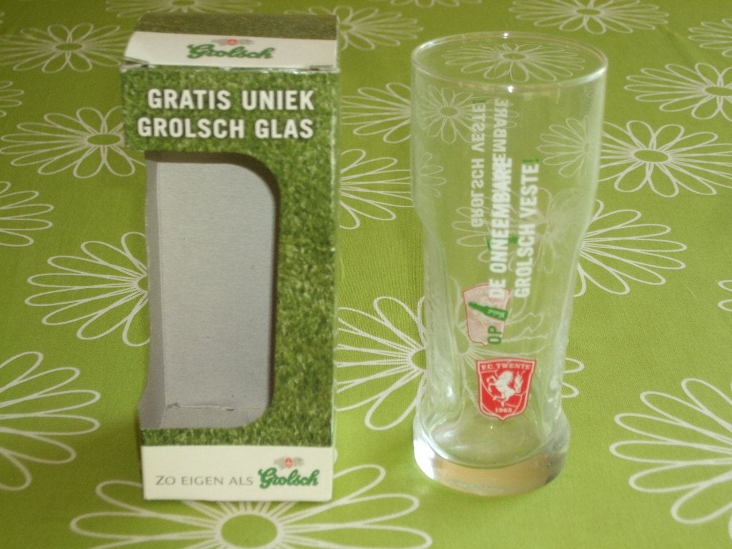 Grolsch glas + doos FC Twente - de onneembare Grolsch veste!, Ophalen of Verzenden, Zo goed als nieuw, F.C. Twente, Overige typen
