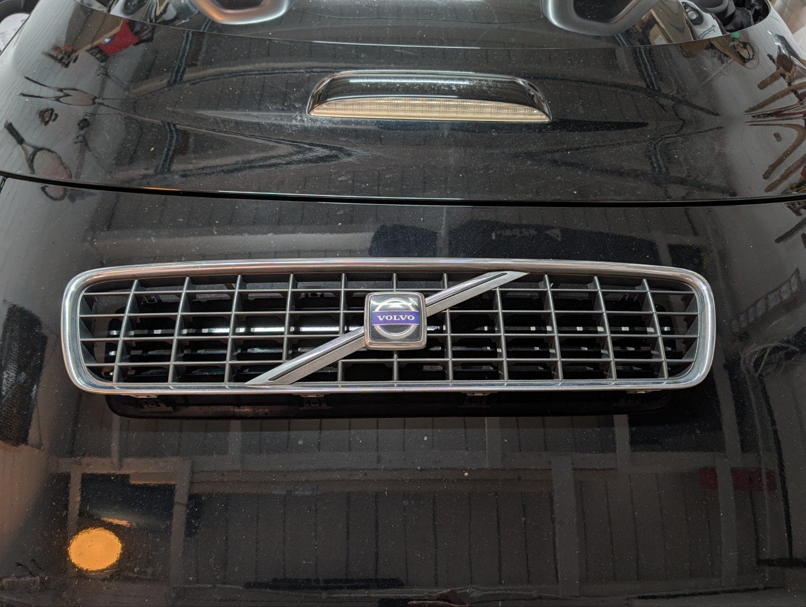 Volvo S40 / V50 blokjesgrille 2003-2006 pre-facelift, Auto-onderdelen, Carrosserie en Plaatwerk, Ophalen of Verzenden, Voor, Volvo