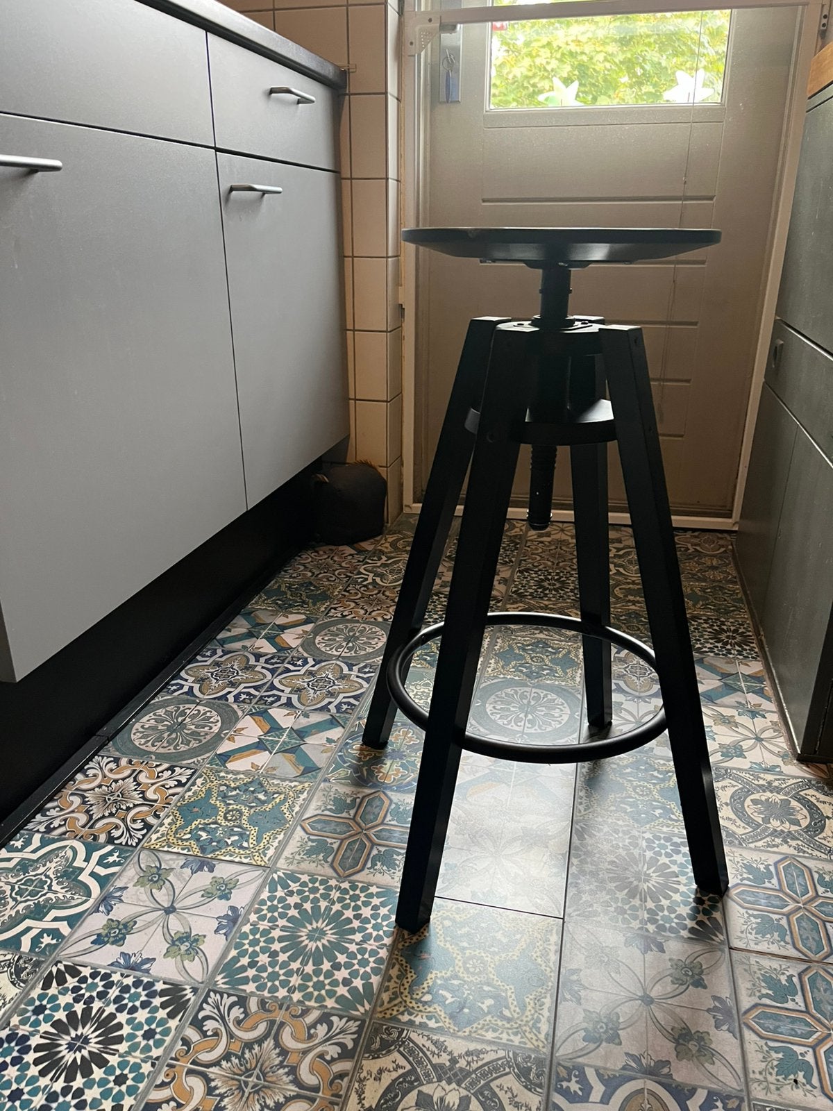 Ikea kruk, Ophalen, In hoogte verstelbaar, Zo goed als nieuw, Hout