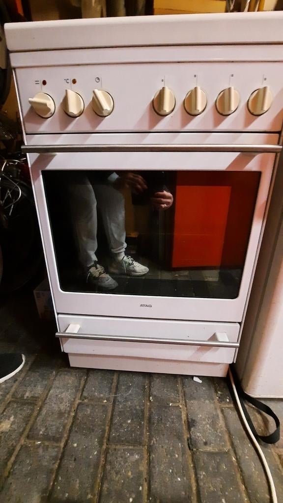 Gasfornuis in goed staat voor 50€, Witgoed en Apparatuur, Fornuizen, Gebruikt, Gas, Vrijstaand, 85 tot 90 cm