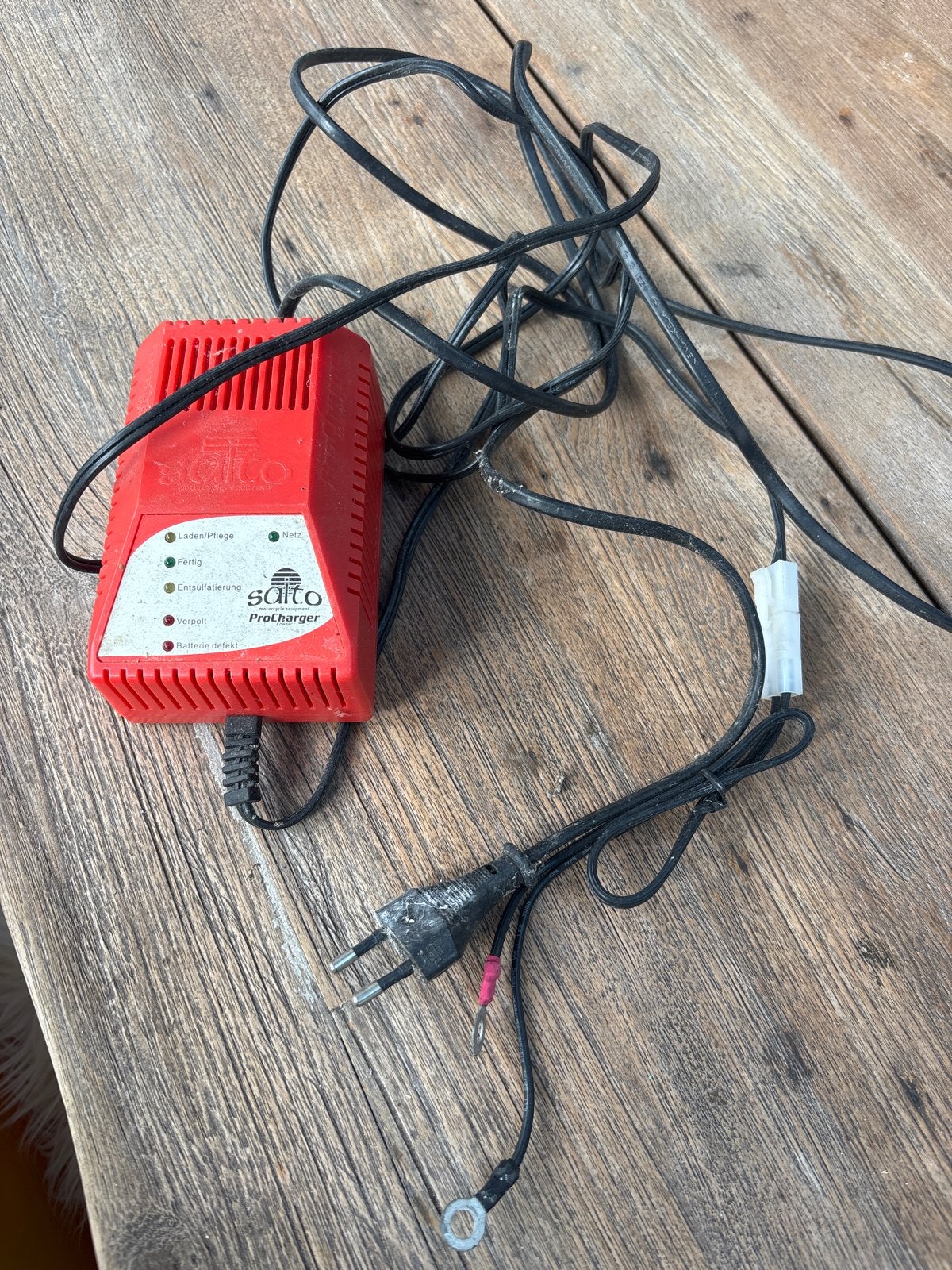 Salto ProCharger Compact DLPC 600 Druppellader 12V, Ophalen, Gebruikt