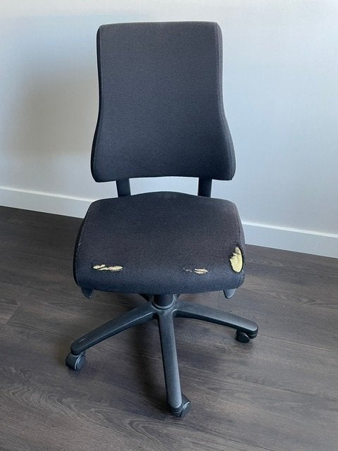 Twee Axia bureaustoelen, Ophalen, Gebruikt, Zwart, Bureaustoel