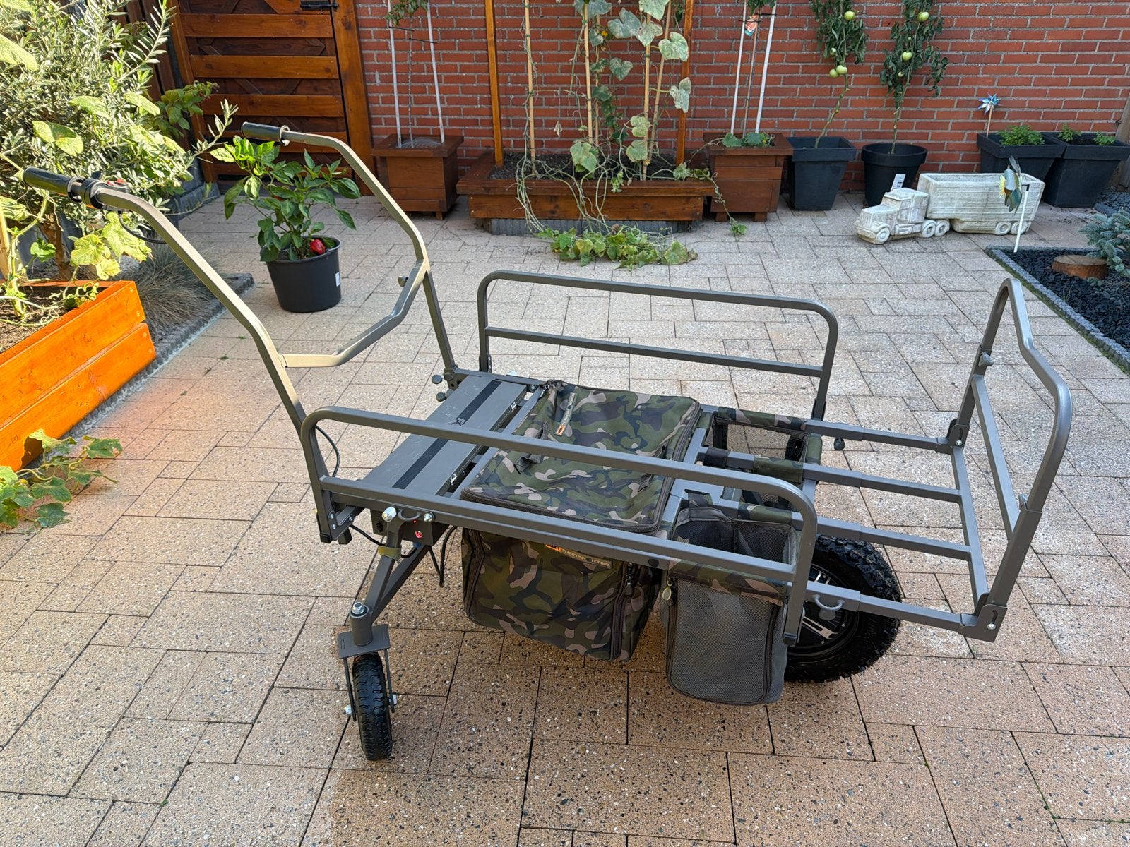 Fox Explorer Barrow Deluxe met elektrische motor Als nieuw!!, Ophalen of Verzenden, Zo goed als nieuw