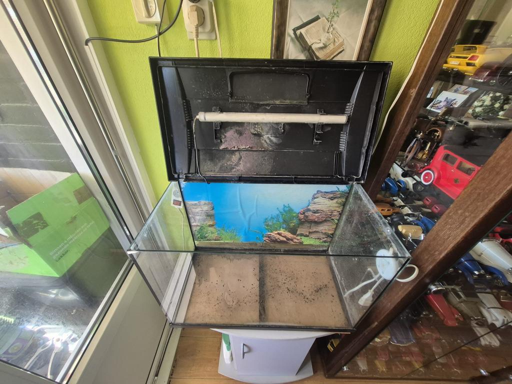 Aquarium, Ophalen, Zo goed als nieuw