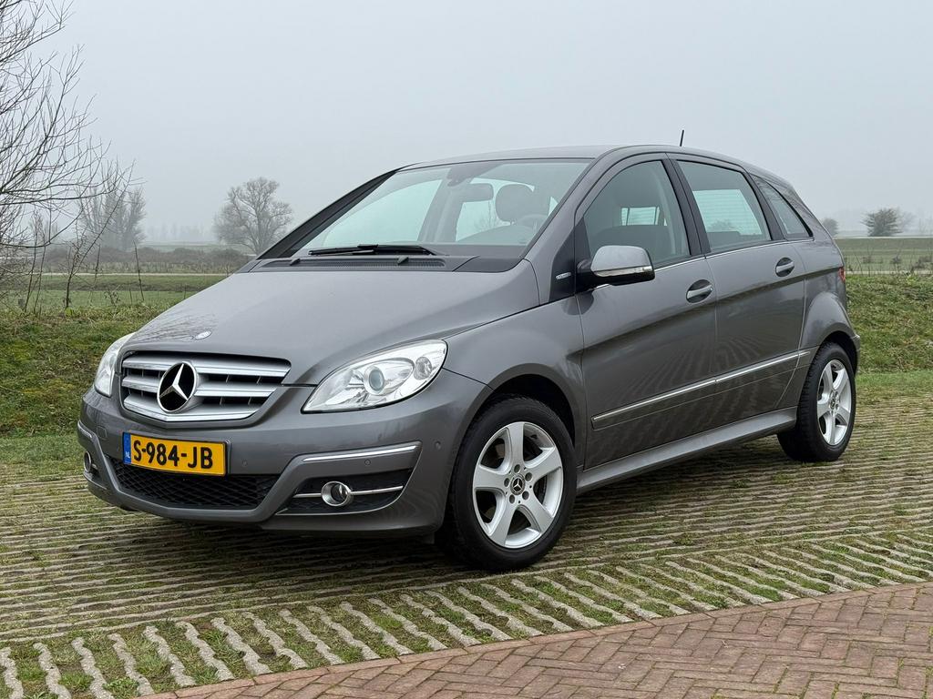 Mercedes-Benz B-Klasse 160 Stoelverwarming | Cruisecontrol, Voorwielaandrijving, 15 km/l, 1498 cc, Handgeschakeld