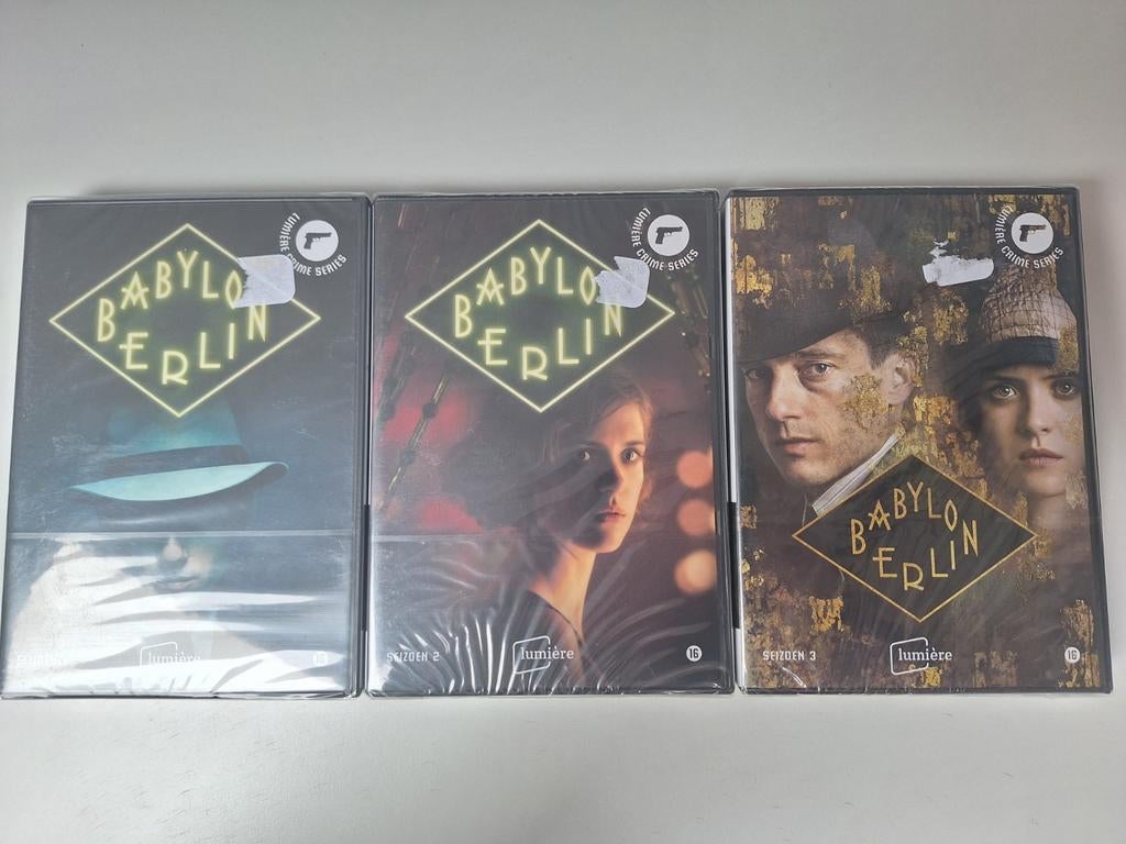 Babylon Berlin - Seizoen 1, 2 & 3 (Nieuw in verpakking), Cd's en Dvd's, Dvd's | Tv en Series, Vanaf 16 jaar, Boxset, Drama, Ophalen of Verzenden