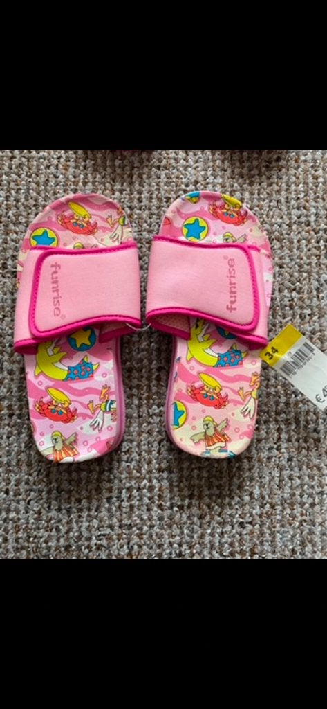 Slippers roze maat 34: Nieuw, Kinderen en Baby's, Meisje, Overige typen, Nieuw, Ophalen of Verzenden