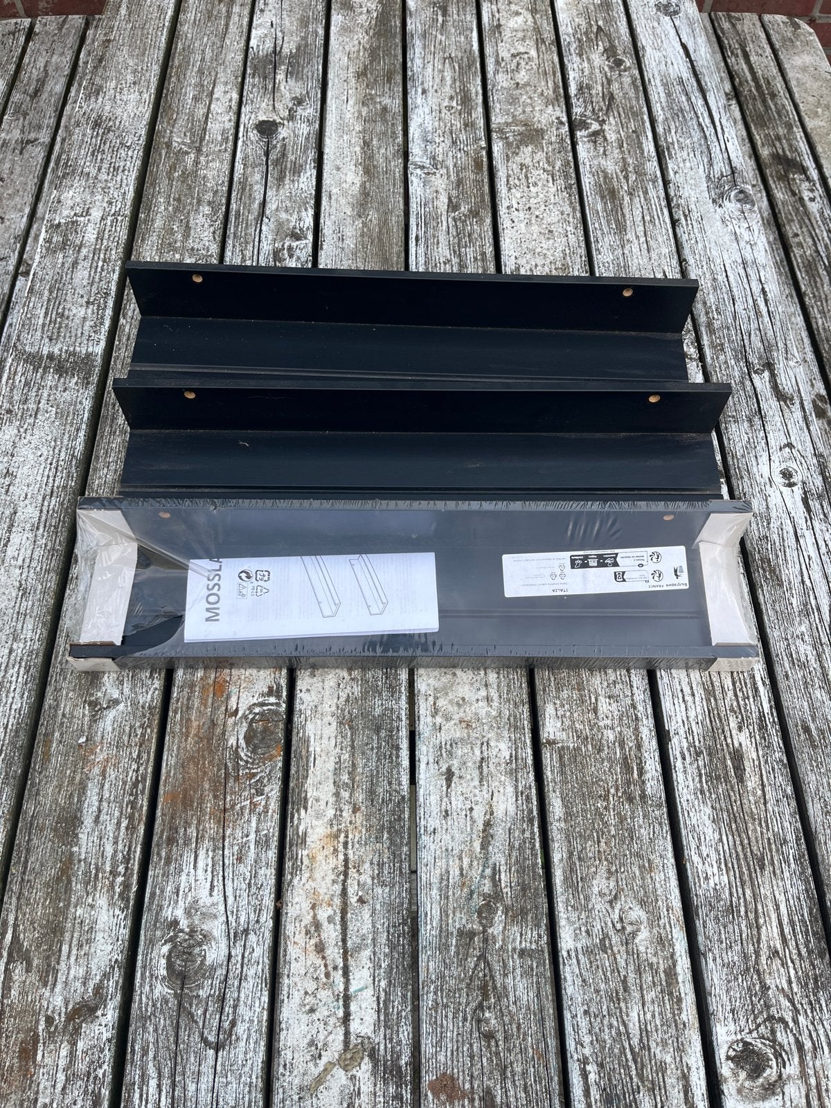 Ikea Mosslanda Muurplankjes - Zwart (2 stuks), Ophalen of Verzenden, Nieuw