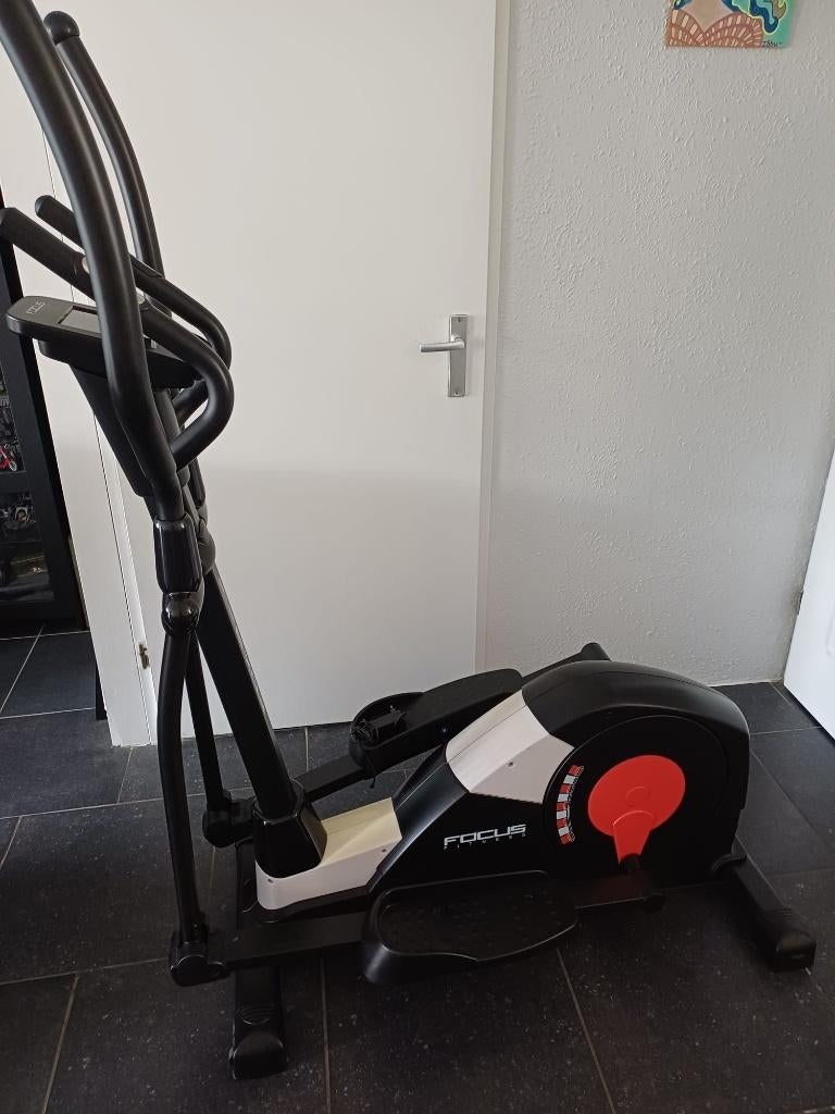 Focus Fitness Fox 3 iPlus Crosstrainer, Ophalen, Zo goed als nieuw, Metaal, Crosstrainer