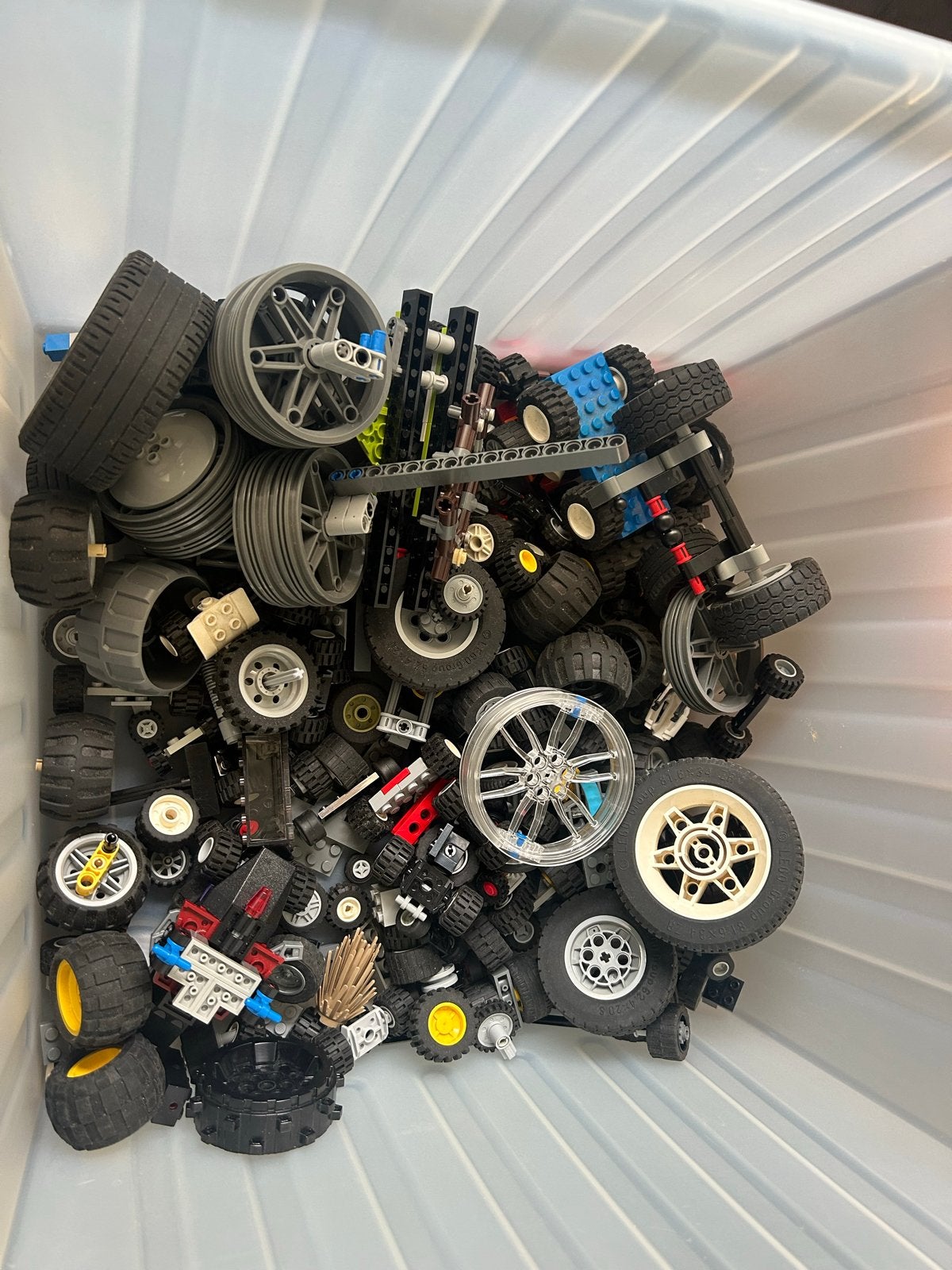 Grote partij LEGO Technic wielen en banden, Ophalen of Verzenden, Gebruikt