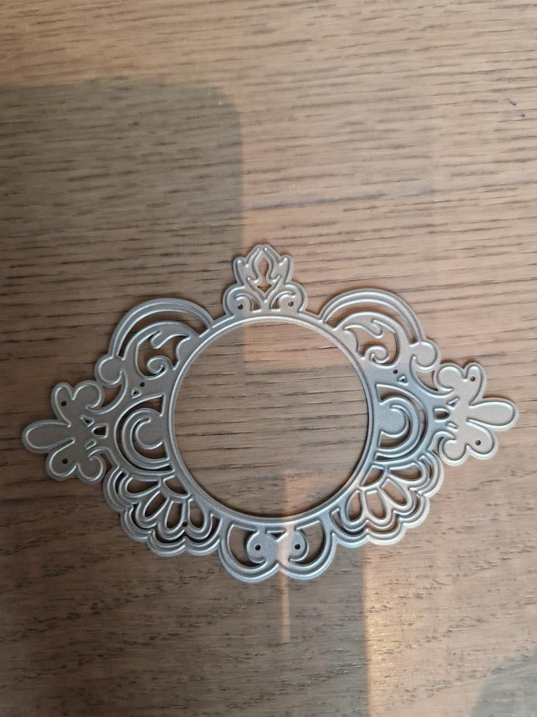Ronde snijmal met decoratieve zijkanten, Ophalen of Verzenden, Nieuw