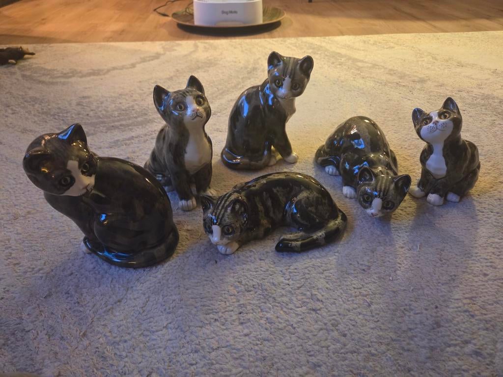 Set van 6 Vaga International kattenbeeldjes, Ophalen