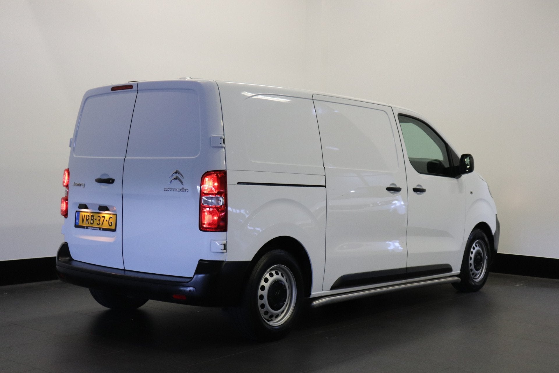 Citroën Jumpy 1.5 BlueHDI L2 EURO 6 - Airco - Cruise - PDC, Voorwielaandrijving, Gebruikt, 4 cilinders, Citroën