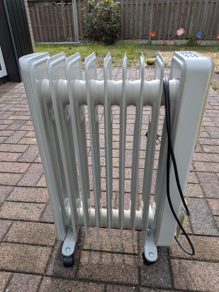 Radiatoren, Doe-het-zelf en Verbouw, Verwarming en Radiatoren, Ophalen, 30 tot 80 cm, Gebruikt, Radiator