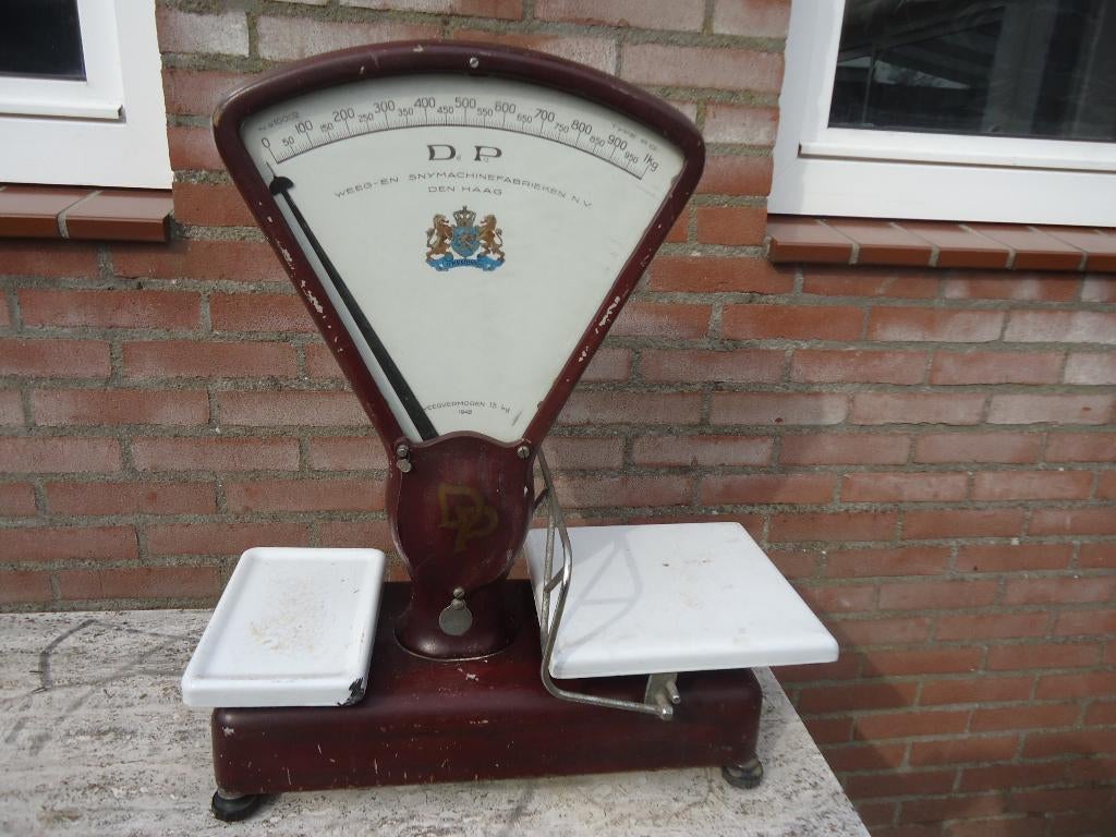 Antieke weegschaal, Ophalen