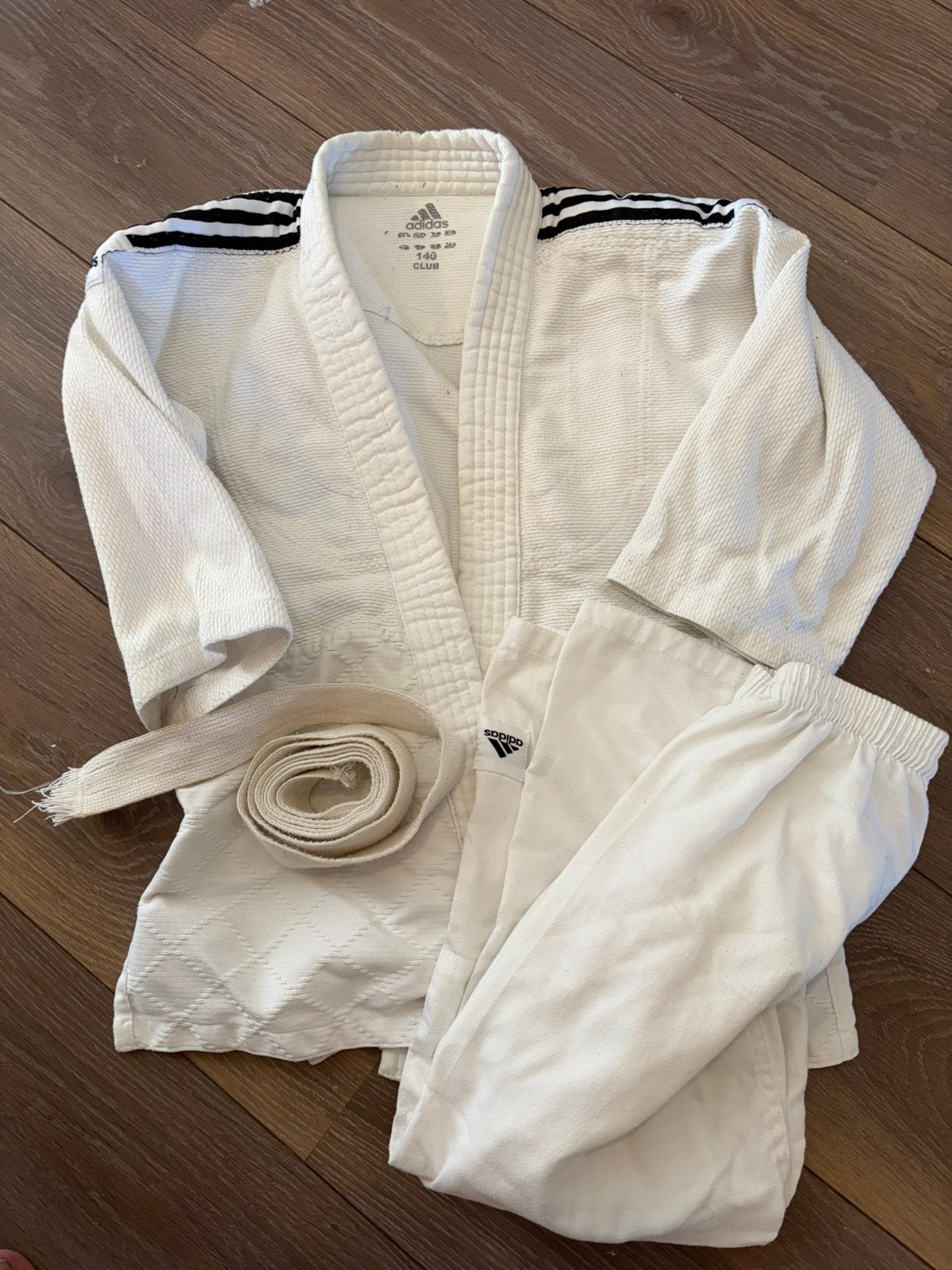 Judopak adidas maat 140, Maat XS of kleiner, Ophalen of Verzenden, Gebruikt, Judo