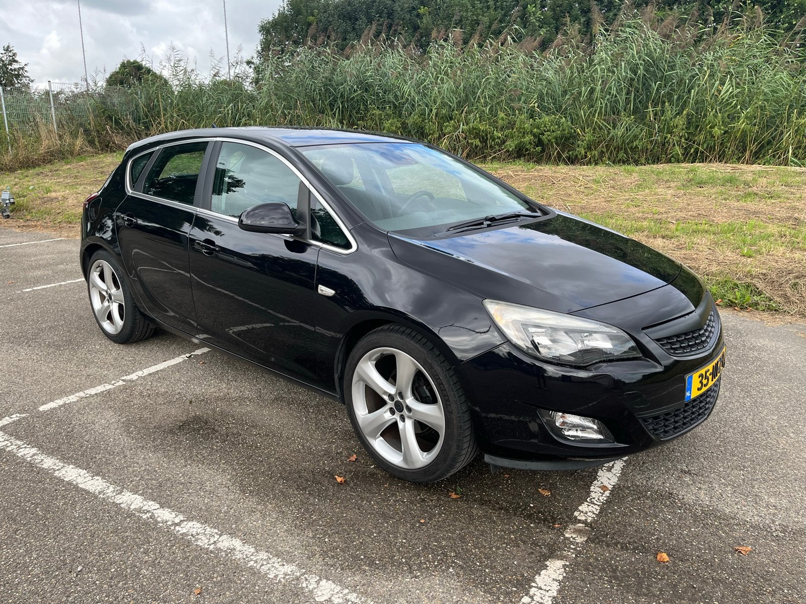 Opel Astra 1.4Turbo 140pk 2010 Zwart -19inch-trekhaak-camera, Voorwielaandrijving, Stof, 4 cilinders, Zwart