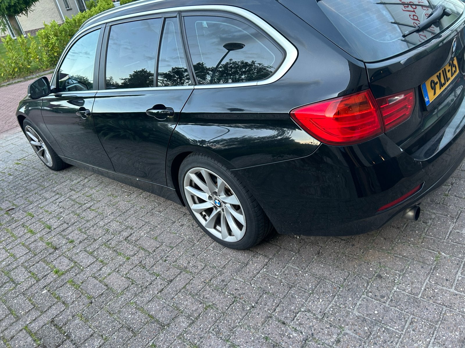 BMW 3-Serie 1.6 316I Touring AUT 2014 Zwart, Automaat, Zwart, 4 cilinders, 1445 kg