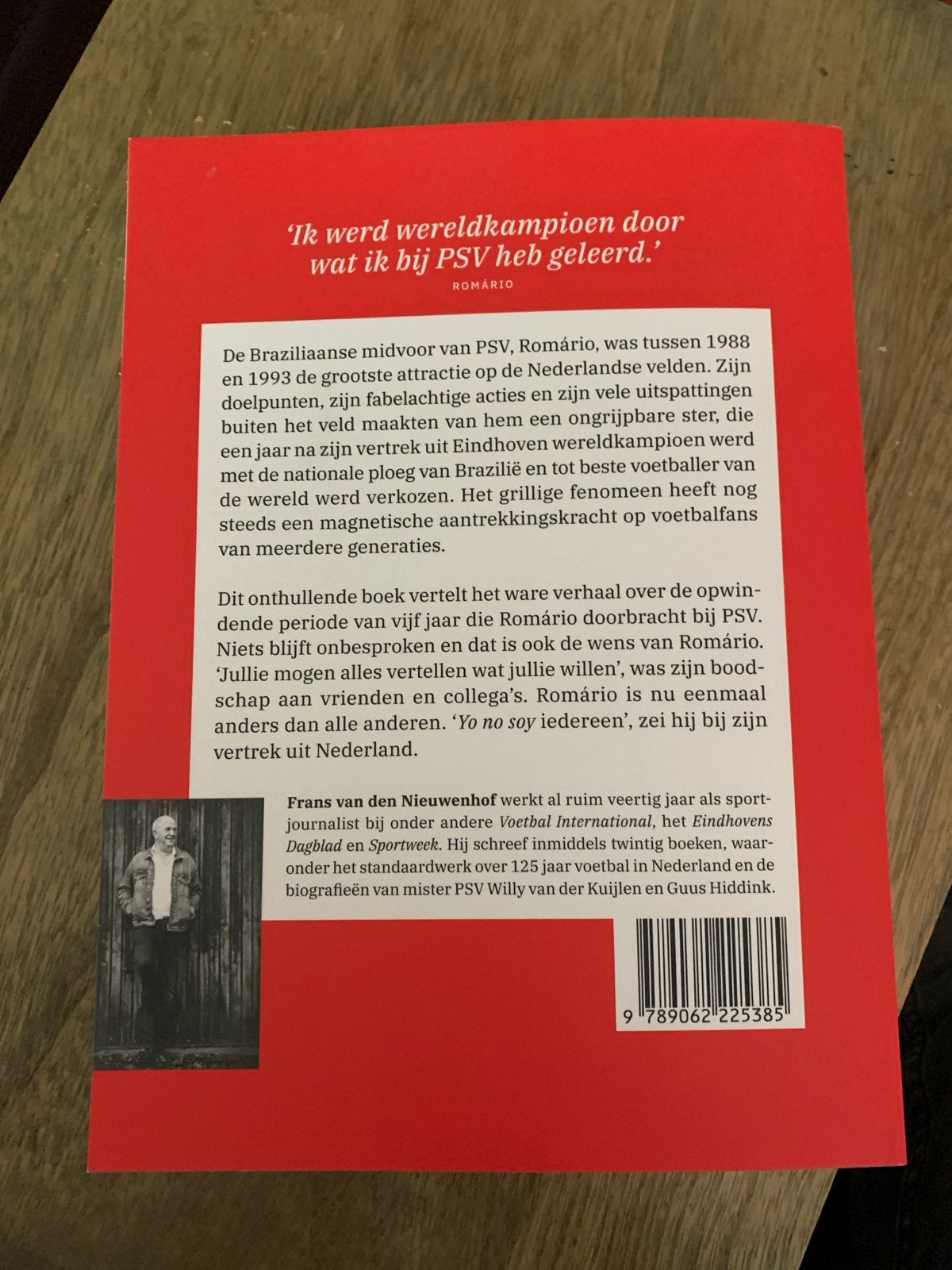 Romario in Eindhoven - Boek over voetballegende, Boeken, Ophalen of Verzenden, Zo goed als nieuw, Balsport