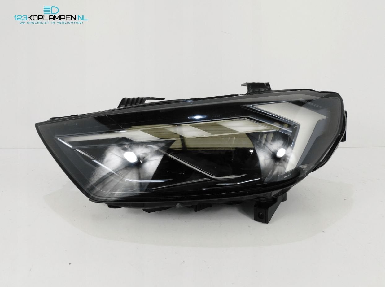 Audi A1 S1 82A Full led black shadow koplamp links, Gebruikt, -, -, -