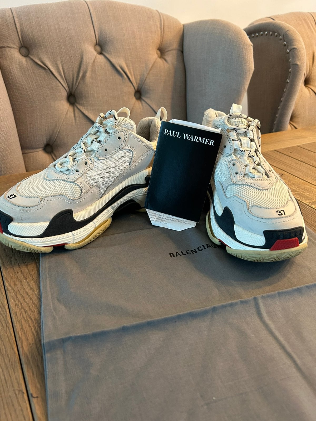Balenciaga 37 als nieuw!, Beige, Ophalen of Verzenden, Sneakers of Gympen, Zo goed als nieuw