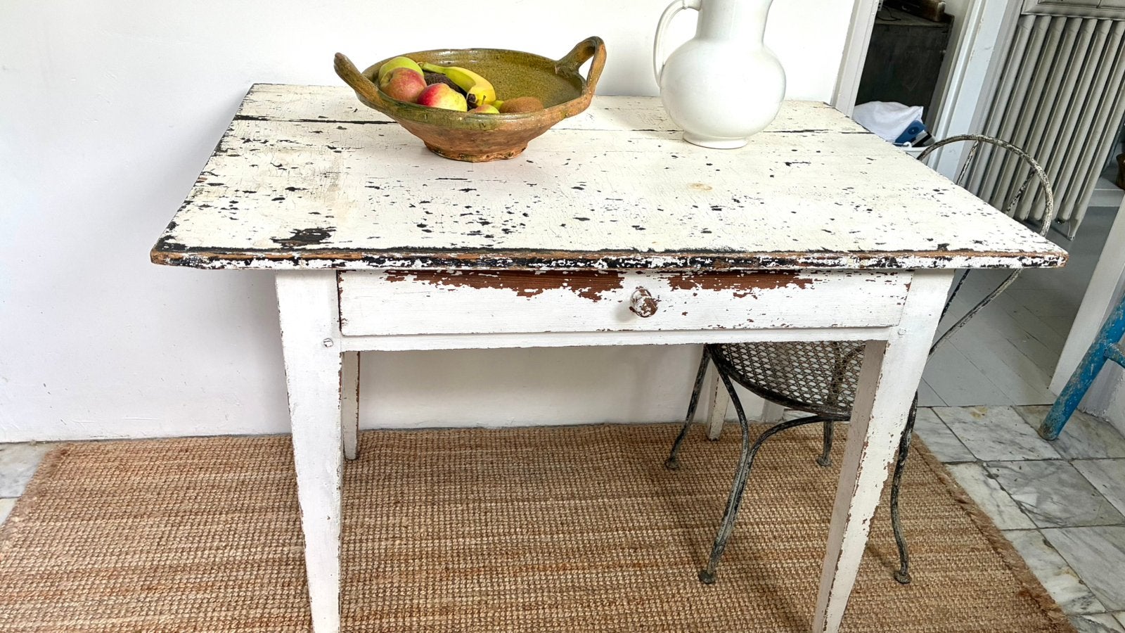 Sfeervolle doorleefde Franse keukentafel, Ophalen