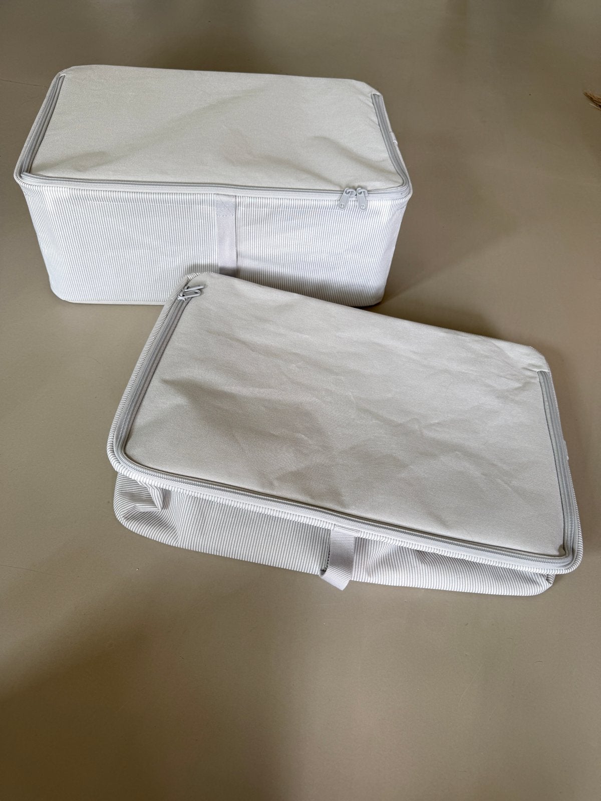 Nieuwe IKEA opberger met rits - ideaal voor kleding 2 sts, Ophalen, Nieuw, Grijs, Textiel