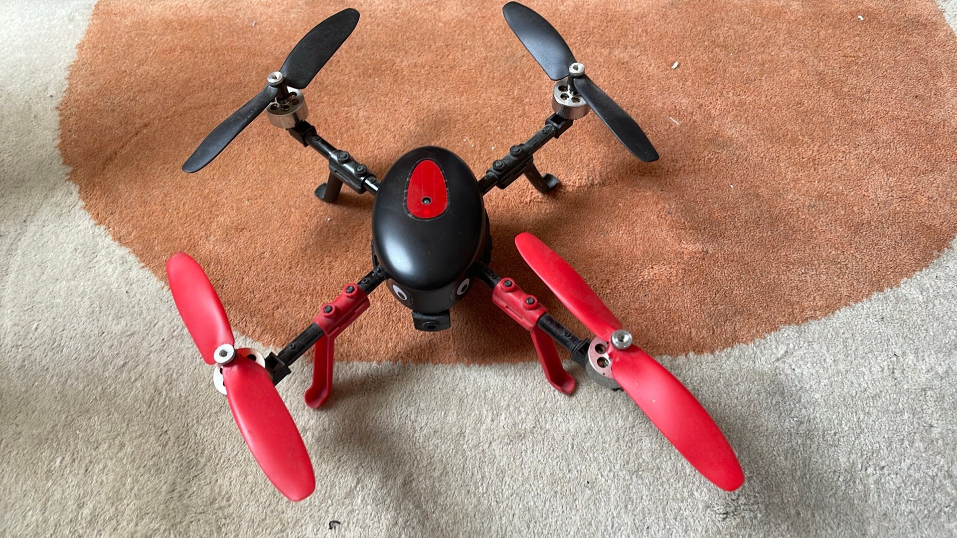 Drone RC Logger Eye One Xtreme en een RC Helicopter, Hobby en Vrije tijd, Modelbouw | Radiografisch | Helikopters en Quadcopters