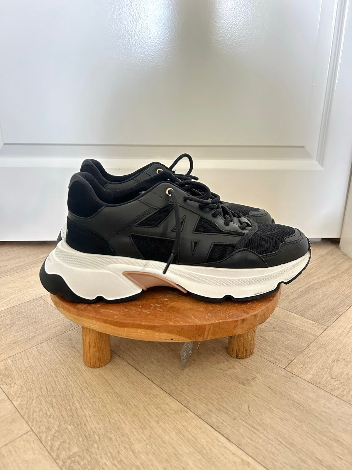 Nubikk Ross Trek Edge Zwart Mode Runner Sneaker Dames, Zwart, Nieuw, Ophalen of Verzenden, Sneakers of Gympen