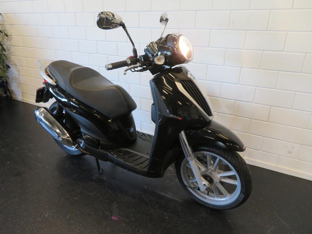 Piaggio CARNABY 300 ZEER FRAAI! (bj 2010), Motoren, Motoren | Piaggio, Bedrijf, Scooter