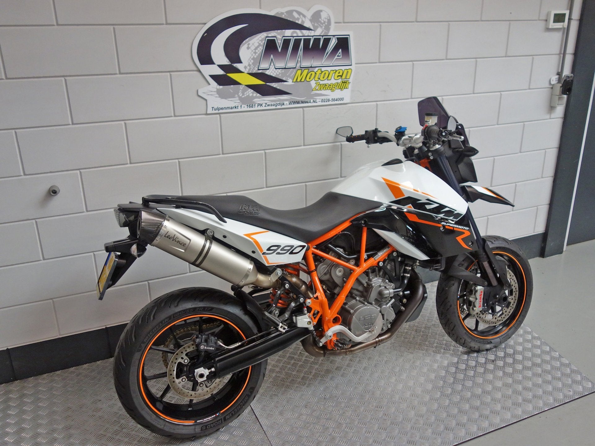 KTM 990 Supermoto R, Motoren, Toermotor, Handgeschakeld, Gebruikt, Bedrijf