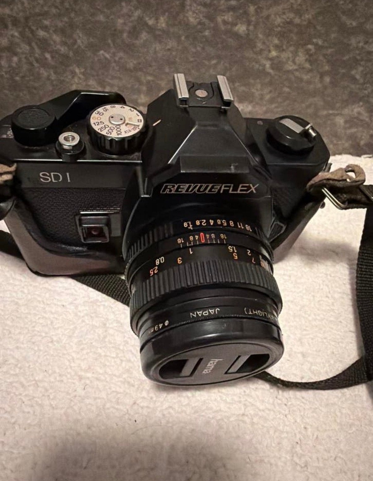 Vintage Revueflex SD1 Spiegelreflexcamera met Cosina hoes, Ophalen of Verzenden, Gebruikt, Spiegelreflex, Overige Merken