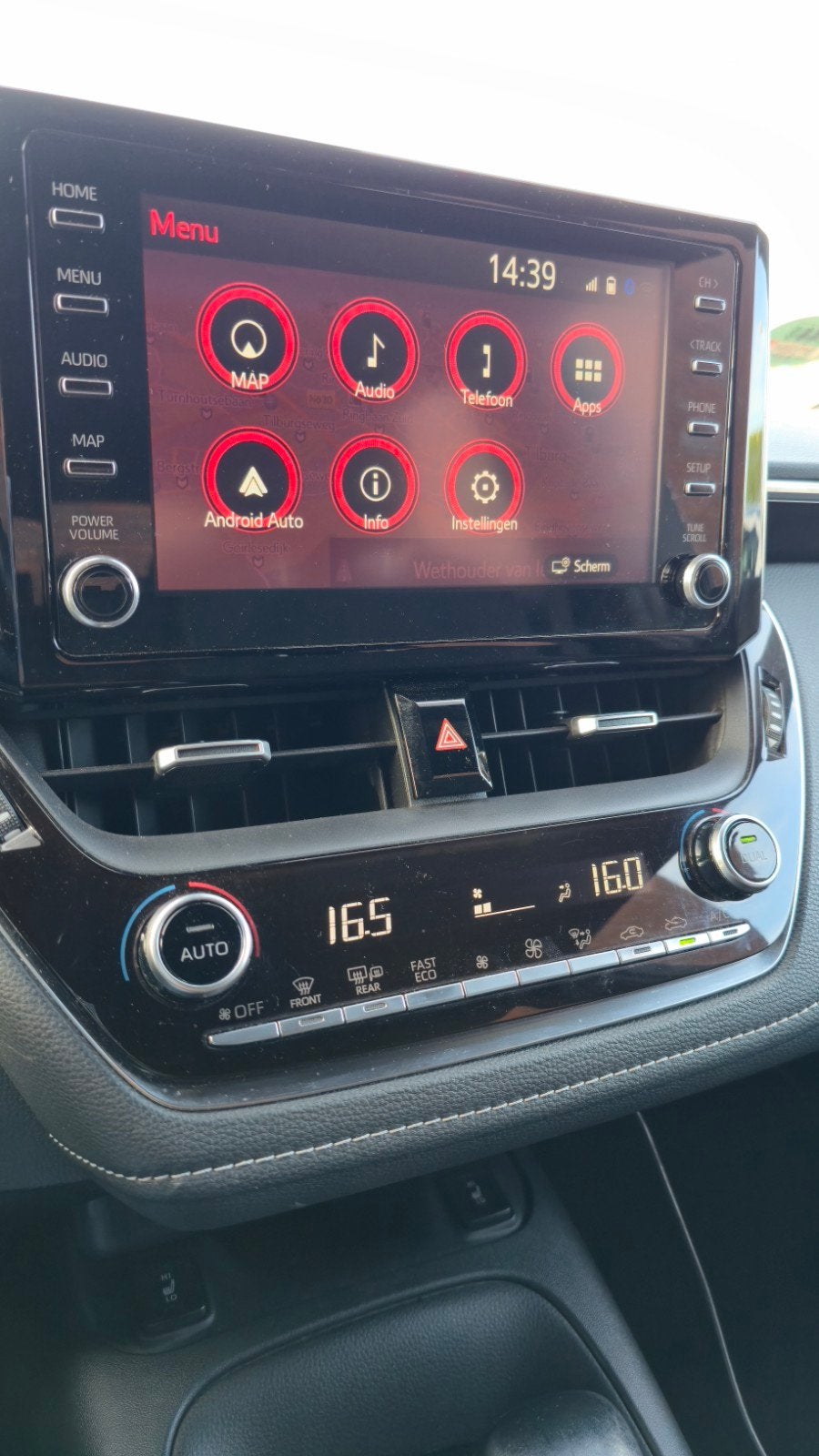 Foto 19 van ​Toyota Corolla 1.8 Hybrid (2019) | Automaat | CarPlay
