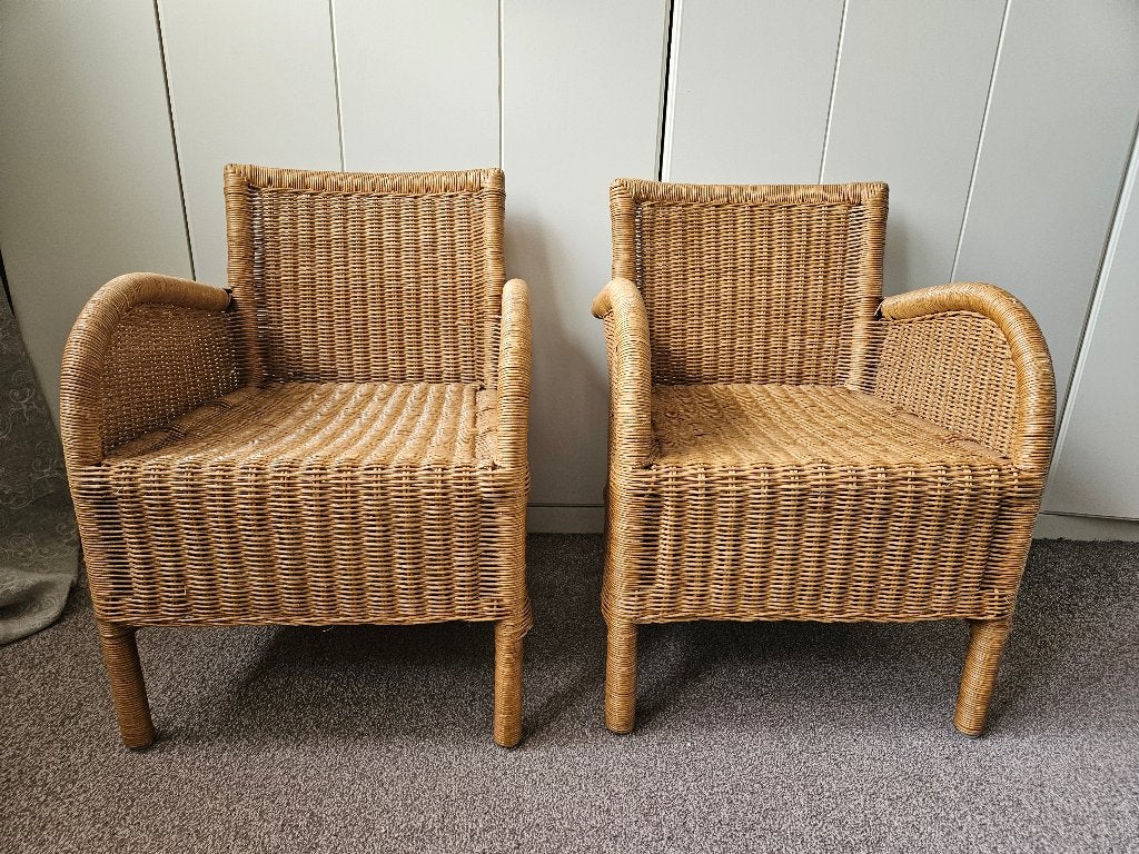 Kinderstoeltje riet rotan stoeltje kind twee stuks NIEUW!, Kinderen en Baby's, Kinderkamer | Tafels en Stoelen, Ophalen, Zo goed als nieuw