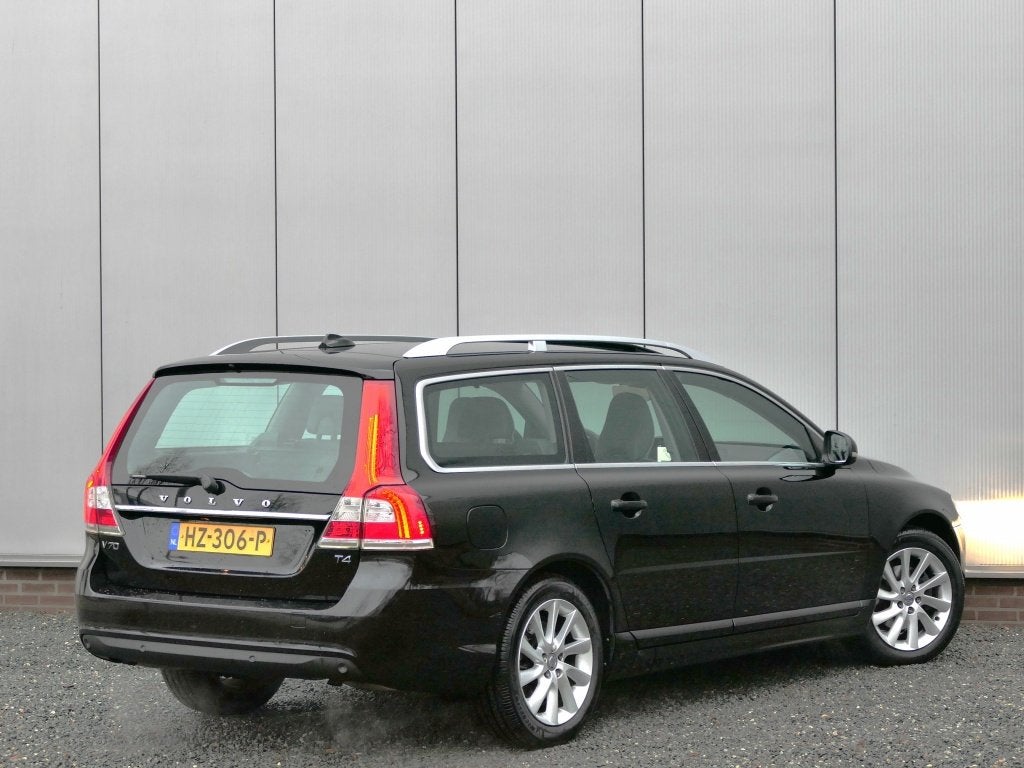 Volvo V70 2.0 T4 AUT Inscription Edition. Schuifdak / Standk, Auto's, Volvo, Gebruikt, Euro 6, 1969 cc, Zwart