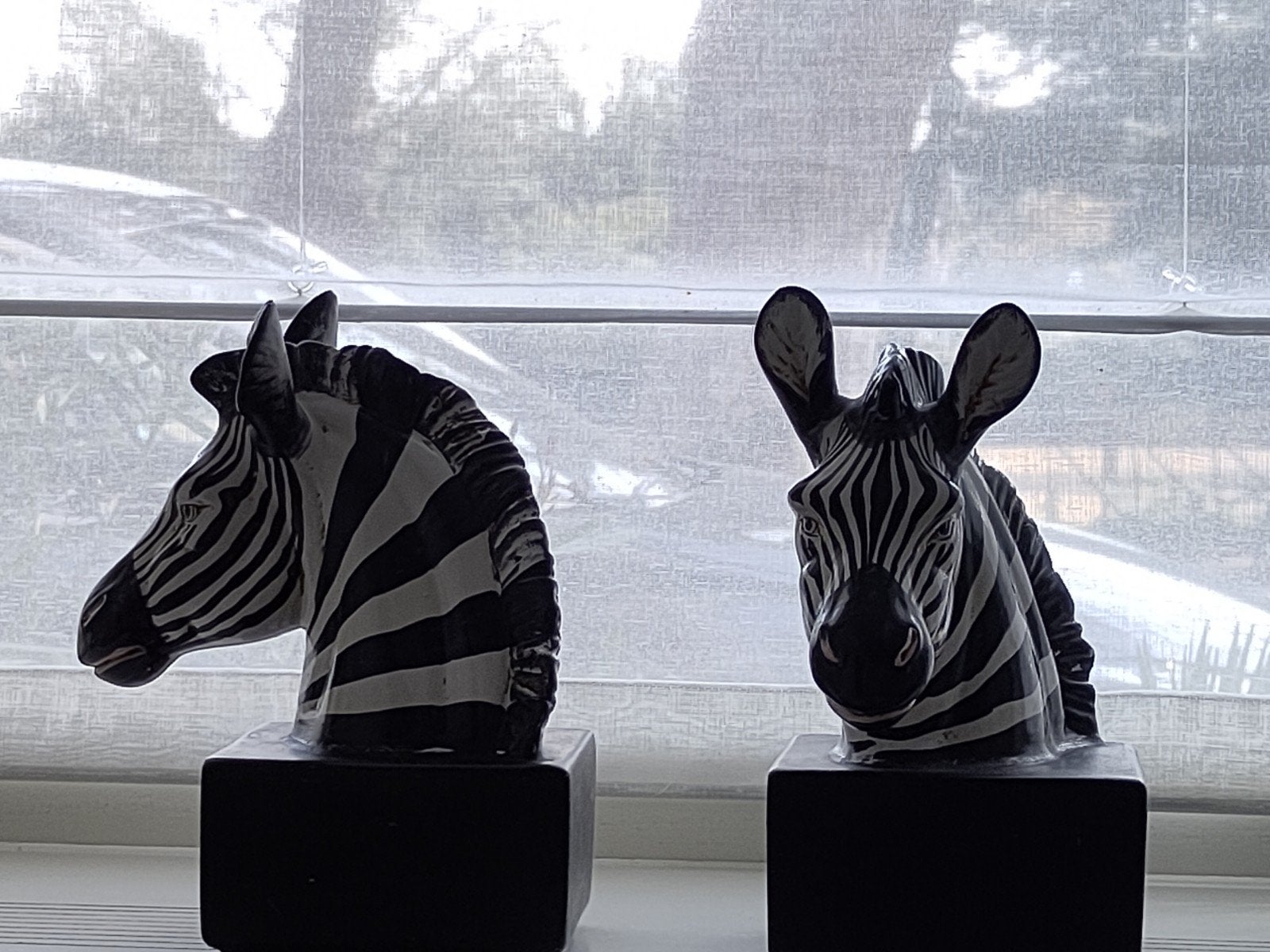 Twee boekensteunen zebra aardenwerk, Antiek en Kunst, Antiek | Keramiek en Aardewerk, Ophalen of Verzenden