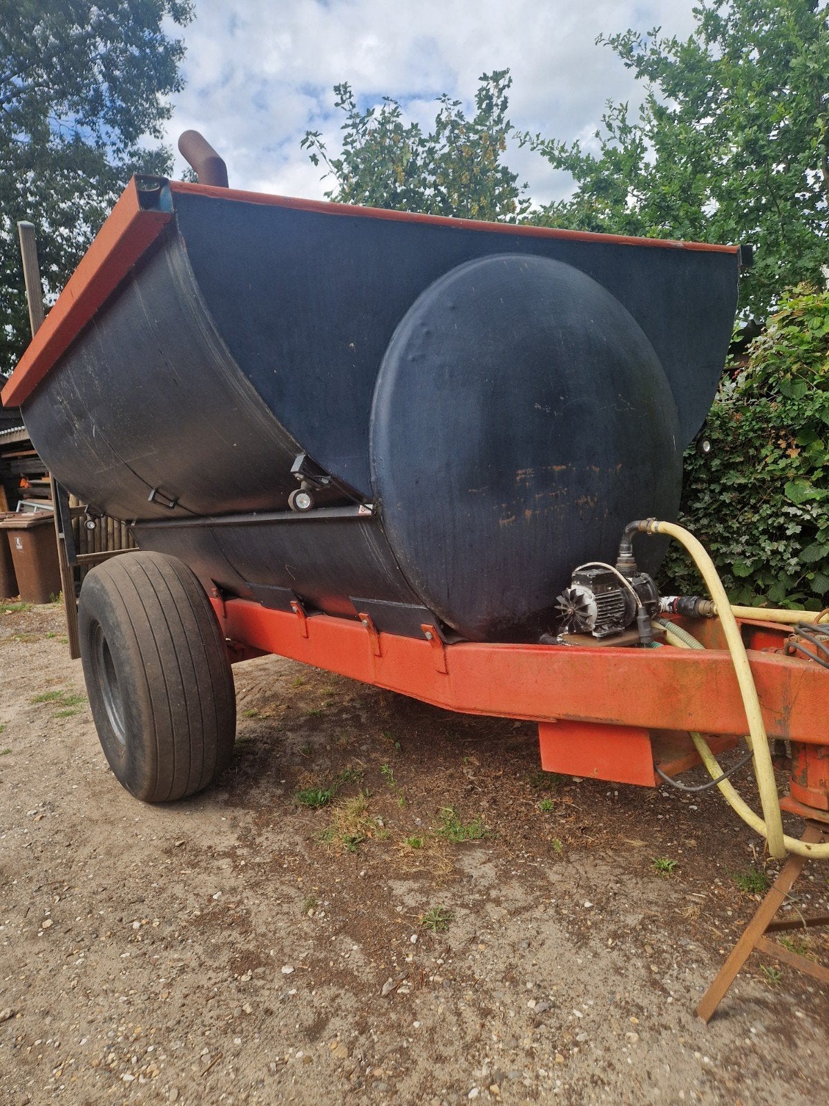 Unieke Hottub zwembad hout gestookt op aanhanger, Tuin en Terras, Bubbelbaden en Hottubs, Ophalen of Verzenden, Gebruikt, Trap