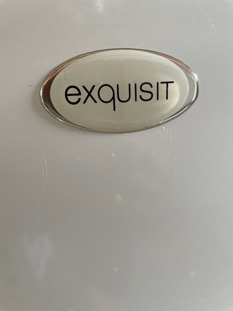Perfect working compact refrigerator from Exquisite, Witgoed en Apparatuur, Koelkasten en IJskasten, Gebruikt, Met vriesvak, Minder dan 75 liter