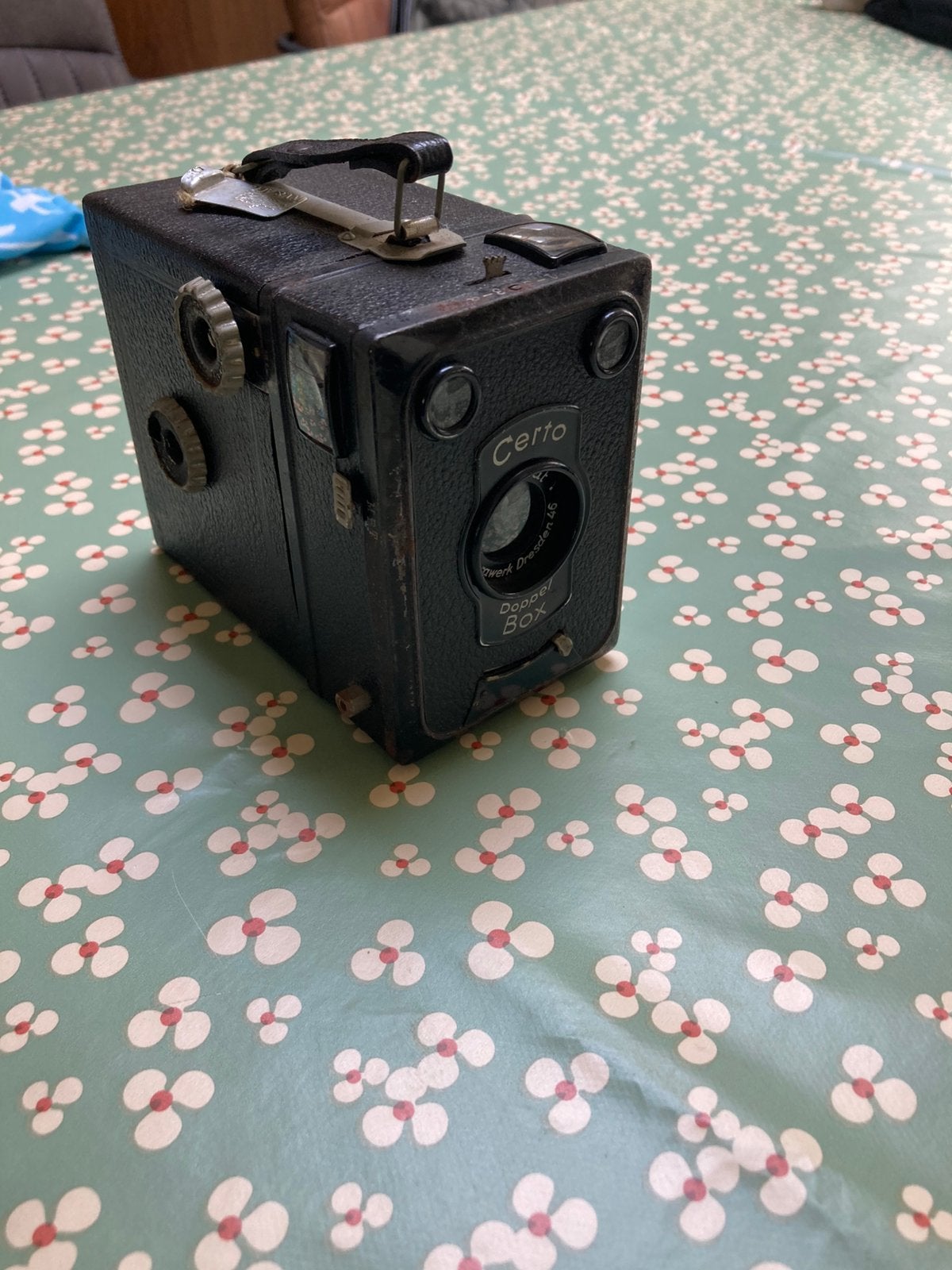 Te koop antieke fotocamera in tas, Audio, Tv en Foto, Fotocamera's Analoog, Ophalen of Verzenden, Gebruikt, Compact, Overige Merken