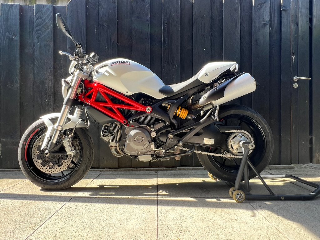 Ducati Monster 796 ABS (2013) | 10.400 km | Desmo-beurt, Motoren, Motoren | Ducati, 2 cilinders, Motorrijbewijs A, Gebruikt, Particulier