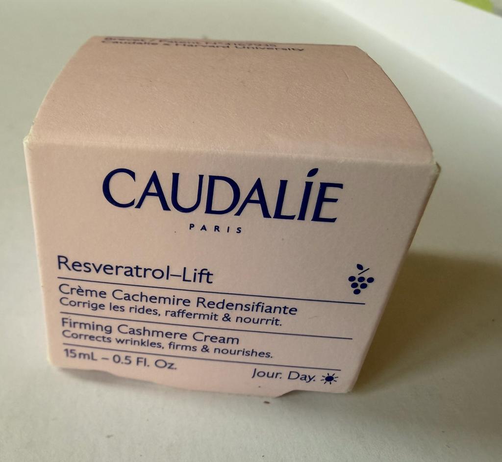 Caudalie Resveratrol-lift nieuw 15 ml, Sieraden, Tassen en Uiterlijk, Uiterlijk | Gezichtsverzorging, Verzenden, Nieuw, Ogen, Verzorging
