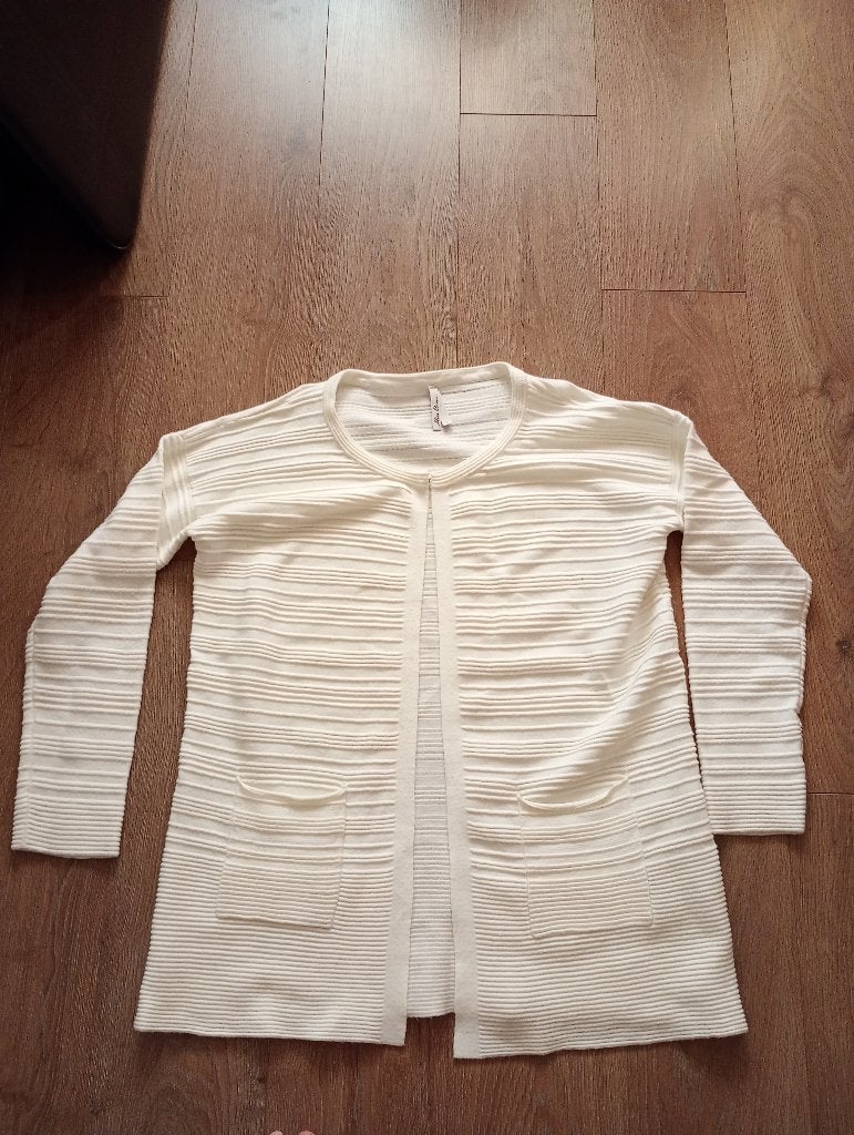 Mooi wit vest mt L Miss Etam, Kleding | Dames, Truien en Vesten, Wit, Maat 42/44 (L), Ophalen of Verzenden, Zo goed als nieuw